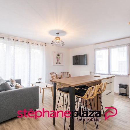 Plaza Parc 01 Apartment Montevrain Bagian luar foto